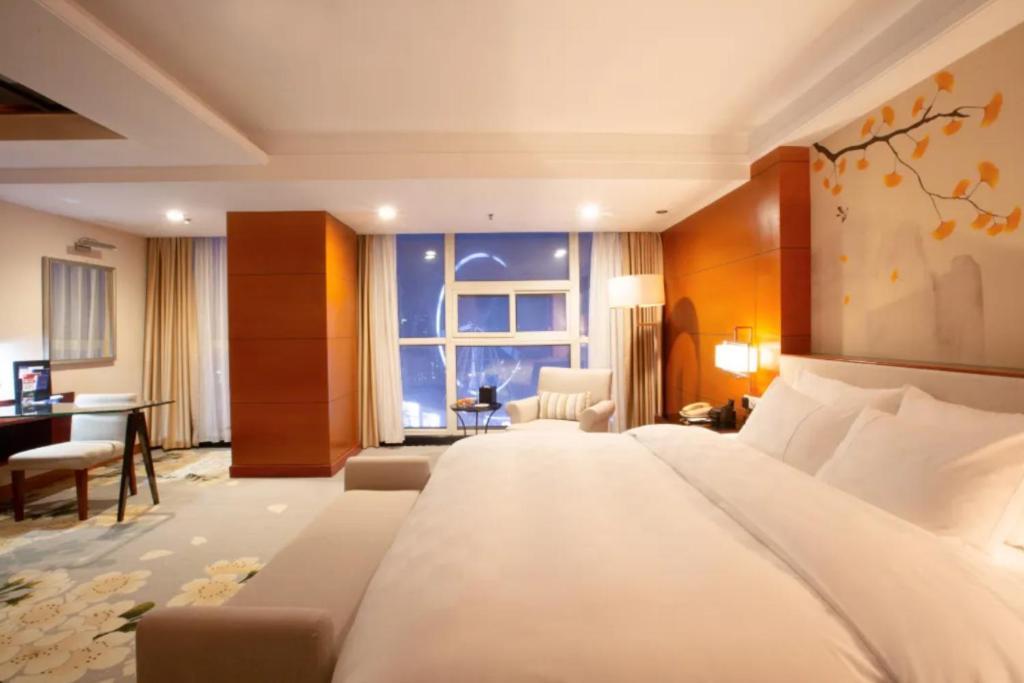 Linyi Blue Horizon Intenational Hotel Exterior photo